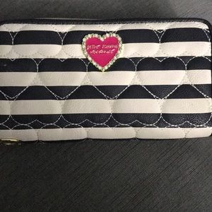 Betsey Johnson wallet